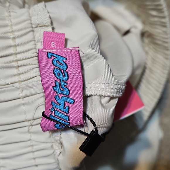 NWT edikted Superstar Off White And Green Flared Baggy Tracksuit - Picture 12 of 16